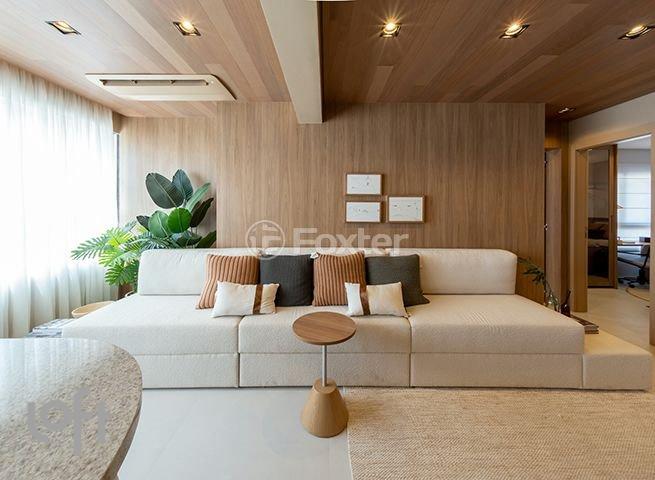 sala-de-estar-moderna-e-aconchegante-com-sofa-branco.jpeg