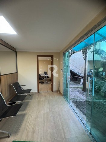 commercial_building em Rua Bom Jesus, Pontal de Santa Mônica - Guarapari - ES