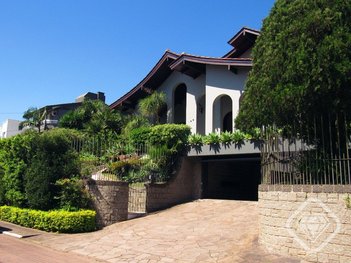 house em Rua Alcebíades Antônio dos Santos, Nonoai - Porto Alegre - RS