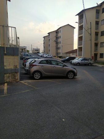 Avenida Magenta - facade07.jpg