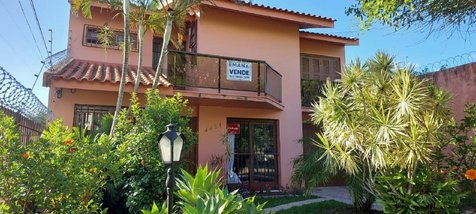 house em Avenida Presidente Juscelino Kubitschek de Oliveira, Centro - Pelotas - RS