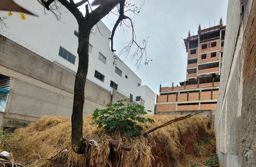 Cômodo Condomínio