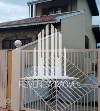 Itupeva - facade03.jpg