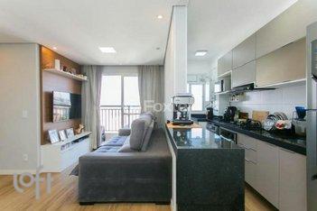 apartment em Avenida Pires do Rio, Itaquera - São Paulo - SP