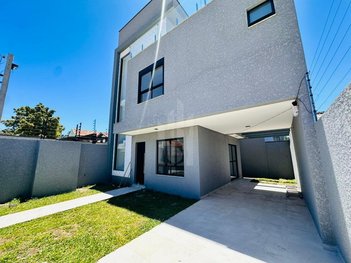 house em Rua Sargento Tadeu Czocher, Uberaba - Curitiba - PR