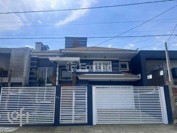 house em Rua Islândia, Marechal Rondon - Canoas - RS