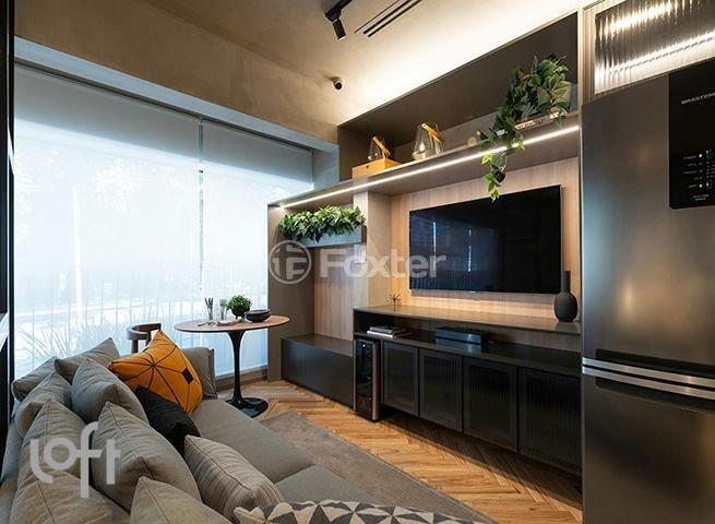 sala-de-estar-moderna-e-aconchegante-com-sofa-cinza-e-decoracao-clean.jpeg