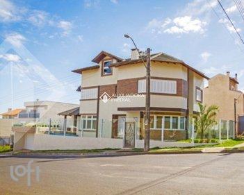 house em Heitor Kramer, Hipica - Porto Alegre - RS