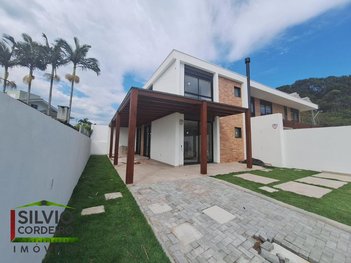 house em Manoel Pedro da Silveira, Barra da Lagoa - Florianópolis - SC