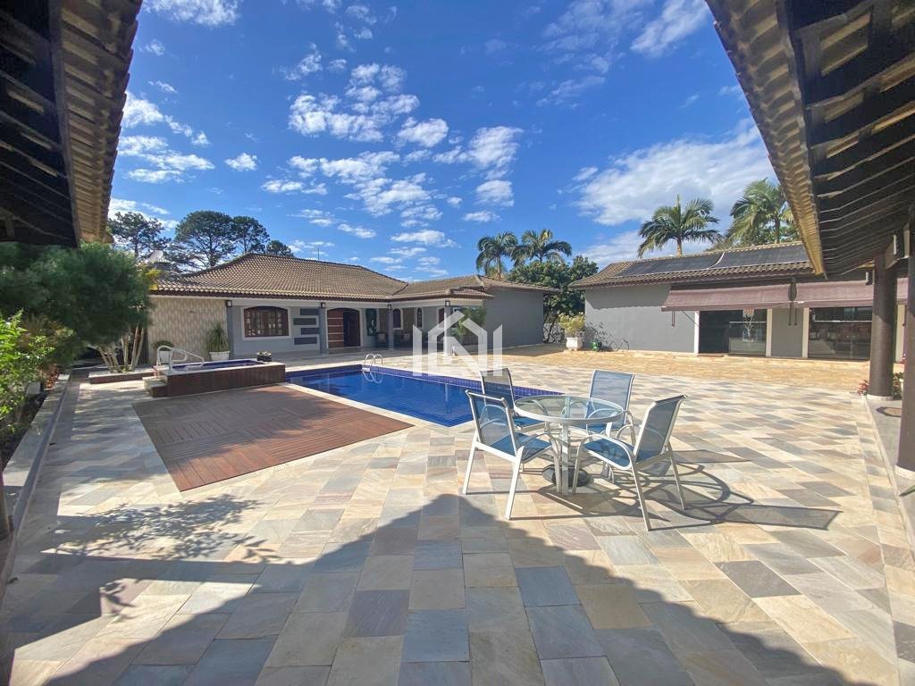 casa a venda no condominio haras bela vista piscina2