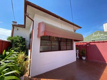 house em Rua Doutor Cardoso de Almeida, Centro - Botucatu - SP