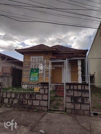 house em João de Magalhães, Jardim São Pedro - Porto Alegre - RS