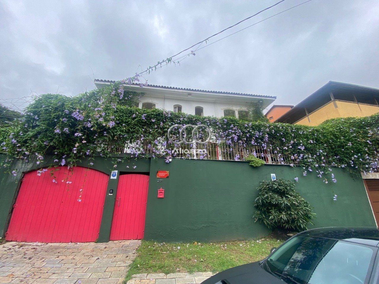 Casa com 4 quartos — Santa Lúcia, Belo Horizonte