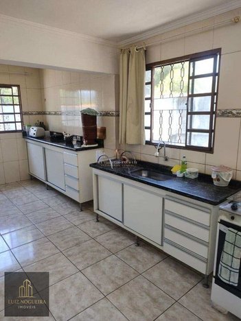 house em Rua Argemiro Cypriano de Oliveira, Crispim - Pindamonhangaba - SP