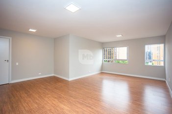 apartment em Rua Brigadeiro Franco, Centro - Curitiba - PR