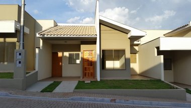 house em Avenida Canadá, Centro - Cambé - PR