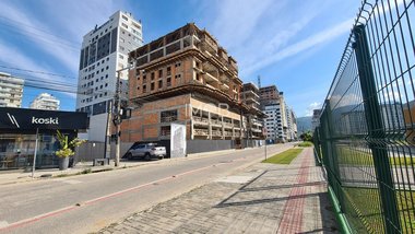 apartment em Rua dos Cardeais, Pedra Branca - Palhoça - SC