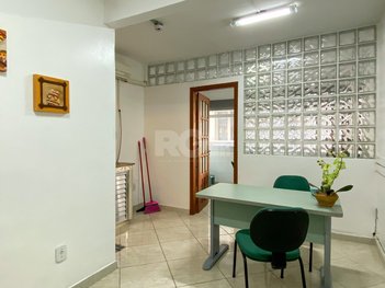 office em Uruguai, Centro Histórico - Porto Alegre - RS