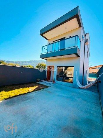 house em Servidão Hermínio Santos, São João do Rio Vermelho - Florianópolis - SC