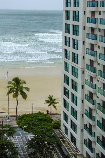 apartment em Rua Sílvia Valadão de Azevedo, Pitangueiras - Guarujá - SP