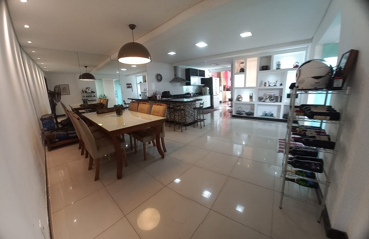 Casa com 5 quartos — Glória, Belo Horizonte
