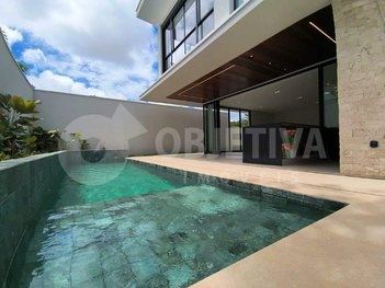 house em Rua Avenida Arrabio, Jardim Sul - Uberlândia - MG