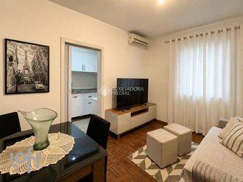 apartment em Rua Professor Freitas e Castro, Azenha - Porto Alegre - RS
