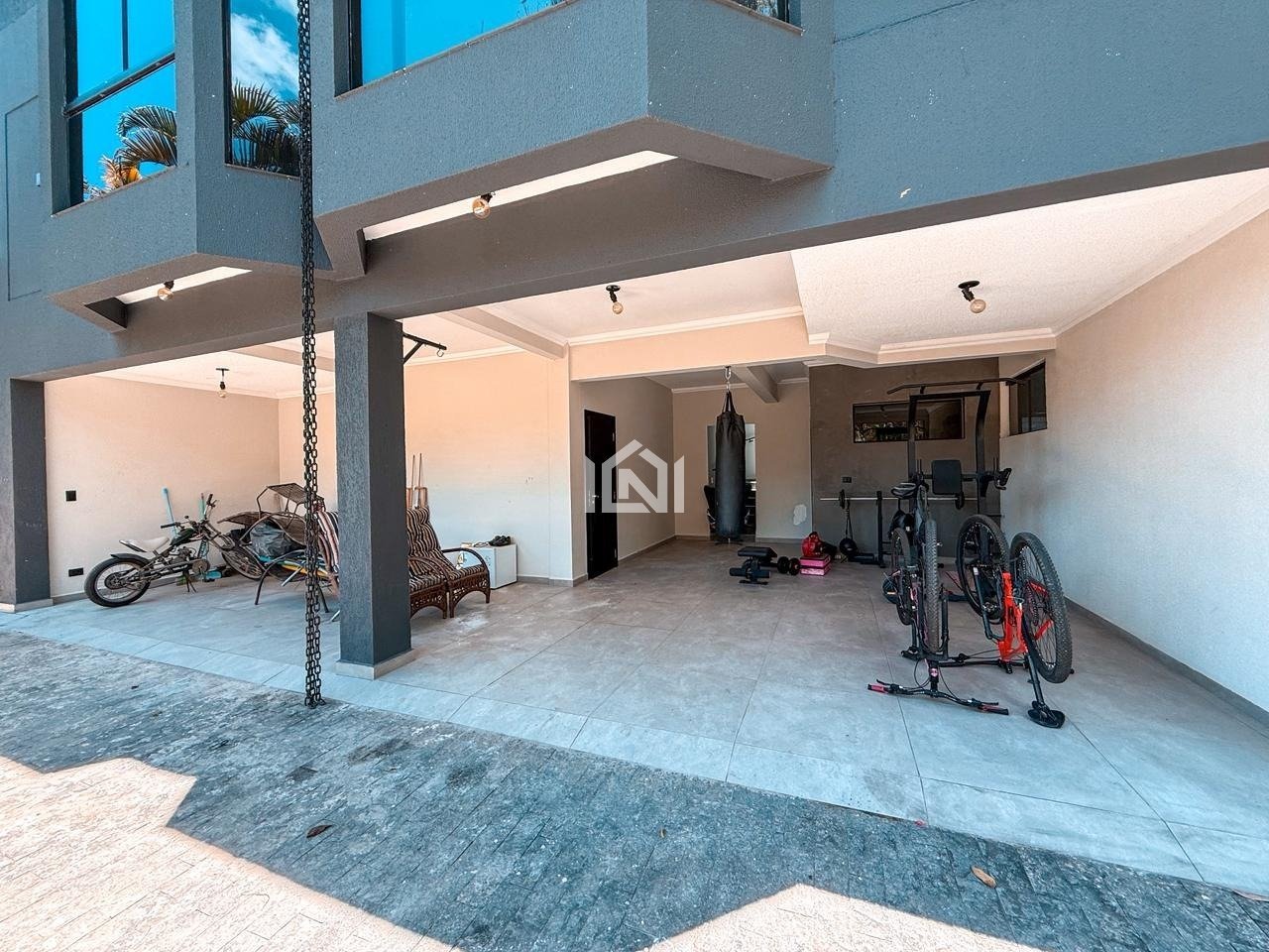 casa a venda no condominio parque das artes - garagem