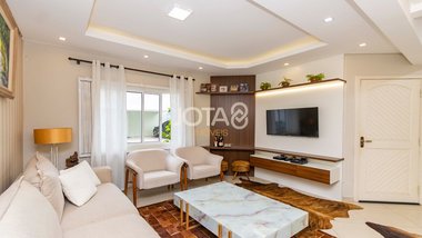 house em Rua Doutor Gonzaga de Campos, Uberaba - Curitiba - PR