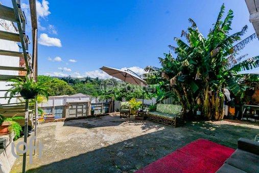 Rua Siegfried Gunther Fischer - facade42.jpg