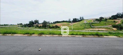 land_lot em Avenida Antônio Pincinato, Recanto Quarto Centenário - Jundiaí - SP