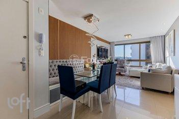 apartment em Rua Doutor Eduardo Chartier, Passo D'areia - Porto Alegre - RS