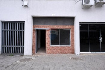 commercial_building em Rua Brasilina, Cascadura - Rio de Janeiro - RJ
