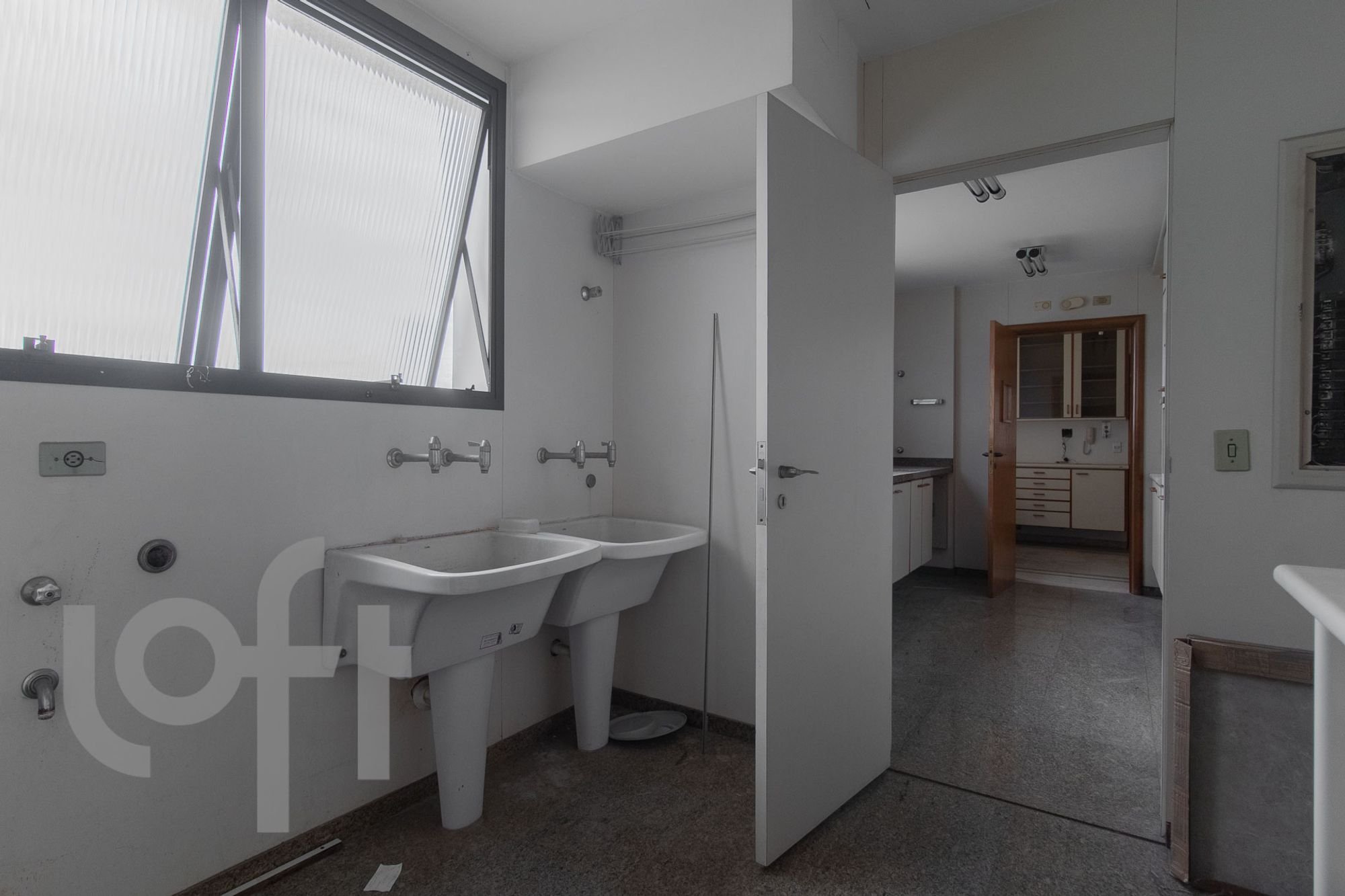 Apartamento para Venda por R$2.700.000,00 com 247m², 3 dormitórios e 3 vagas - Paraíso, São paulo / SP