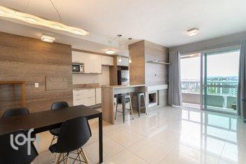 apartment em Valdir Antônio Lopes, Três Figueiras - Porto Alegre - RS