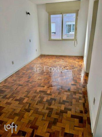 apartment em Rua Professora Amy Herve Ramirez, Passo das Pedras - Porto Alegre - RS
