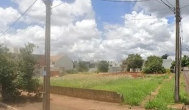 land_lot em Avenida Doutor Mário Clapier Urbinati, Zona 7 - Maringá - PR