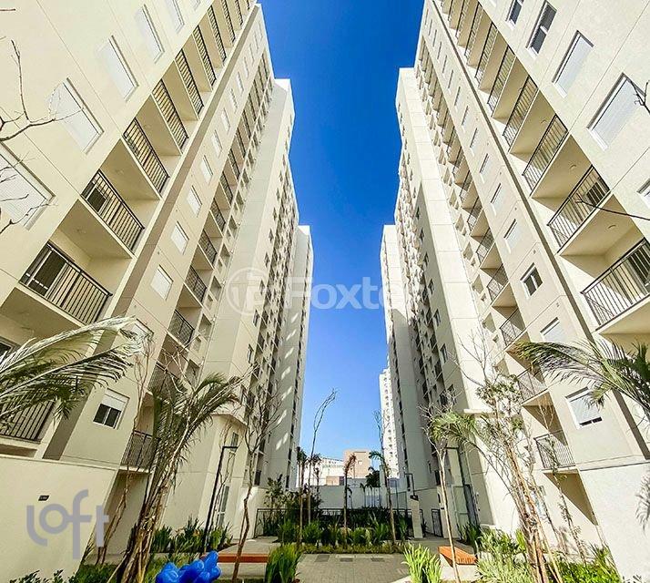 predio-moderno-com-area-verde