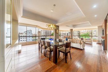 apartment em Rua Pedro Weingartner, Rio Branco - Porto Alegre - RS
