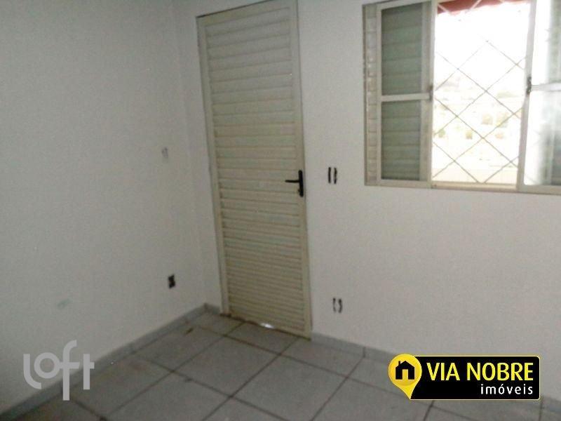 Casa com 3 quartos — Parque São José, Belo Horizonte
