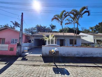 house em Rua Eulálio de Trindade, Centro - Balneário Piçarras - SC