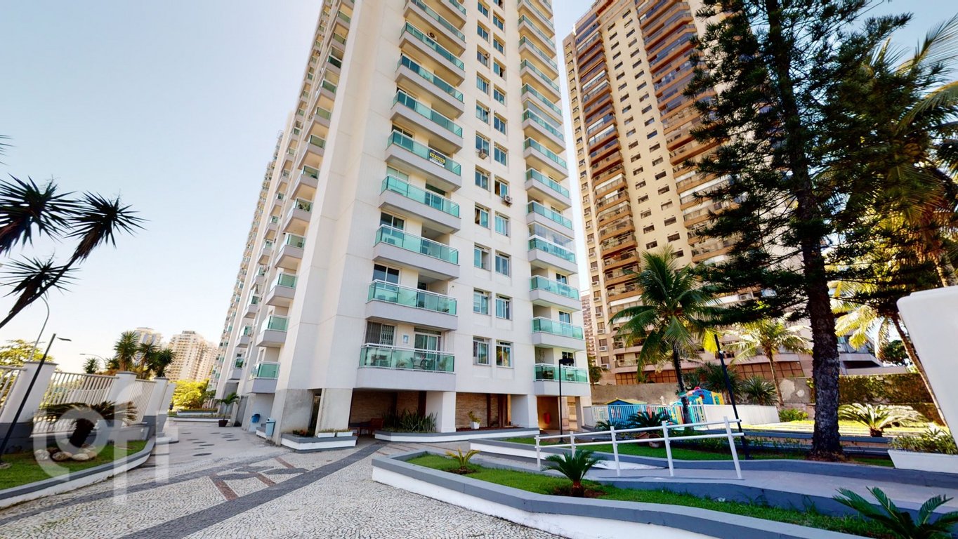 Condomínio Praia da Barra Avenida Lúcio Costa, 3500, Barra da Tijuca Condomínio Praia da Barra Avenida Lúcio Costa, 3500, Barra da Tijuca