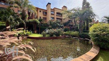 apartment em Avenida General Barreto Viana, Chácara das Pedras - Porto Alegre - RS