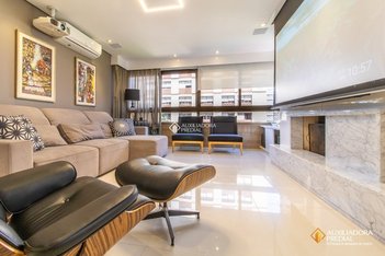 apartment em Rua Coronel Aurélio Bitencourt, Rio Branco - Porto Alegre - RS