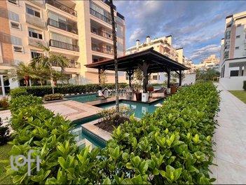 apartment em João Meirelles, Abraão - Florianópolis - SC