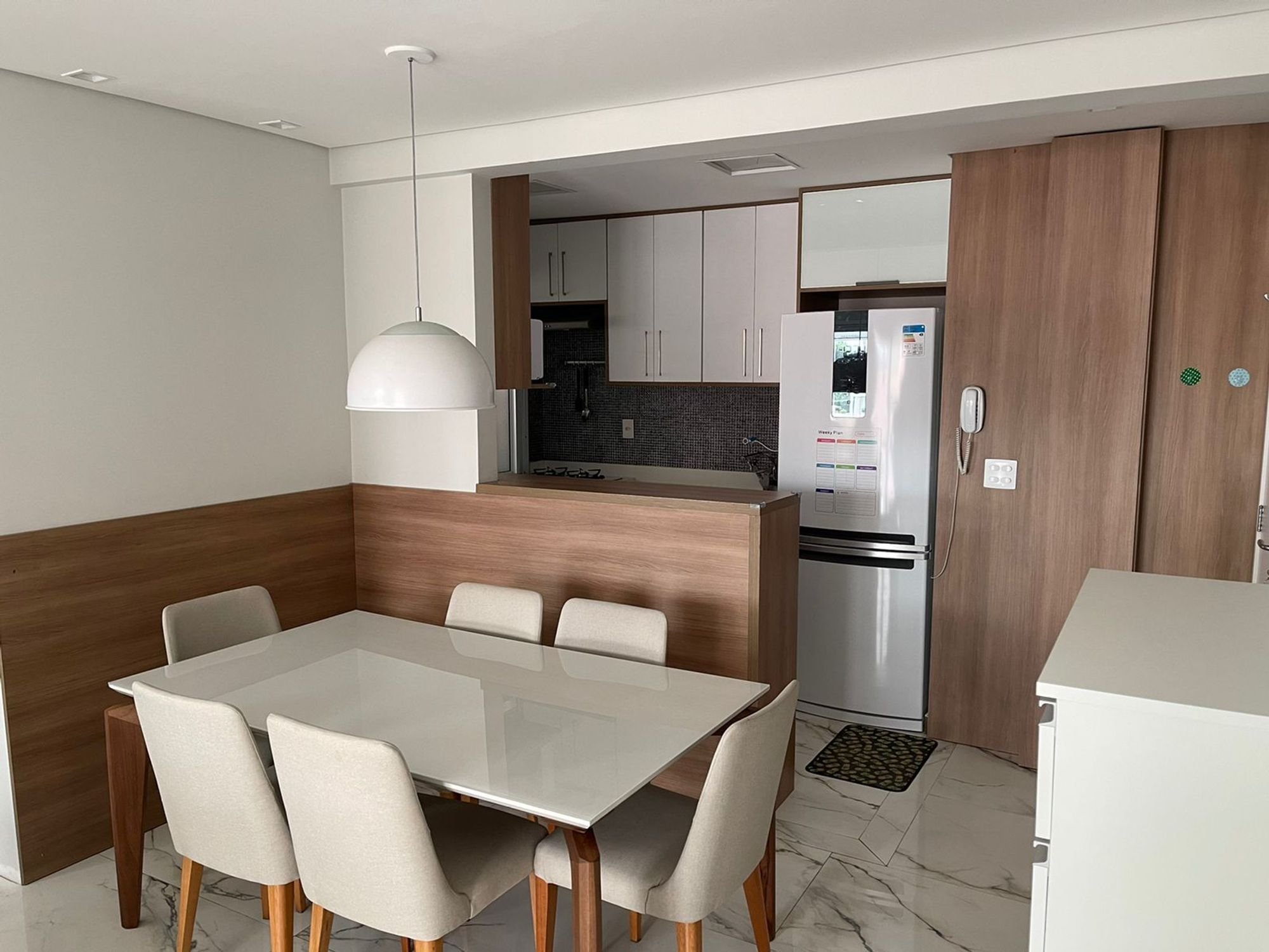 Apartamento 2 quartos, 1 vaga, Avenida