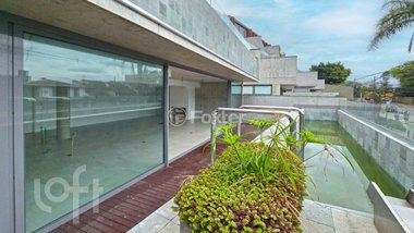 apartment em Rua Carlos Huber, Três Figueiras - Porto Alegre - RS