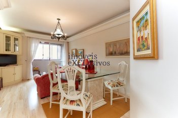apartment em Rua Guilherme Pugsley, Água Verde - Curitiba - PR