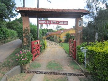 agricultural em Estrada Municipal Jorgina Gonçalves César, Bom Retiro dos Mourão - Bragança Paulista - SP