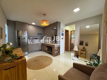 apartment em Rua Odith Mallmann Santos, Maria Antonieta - Pinhais - PR
